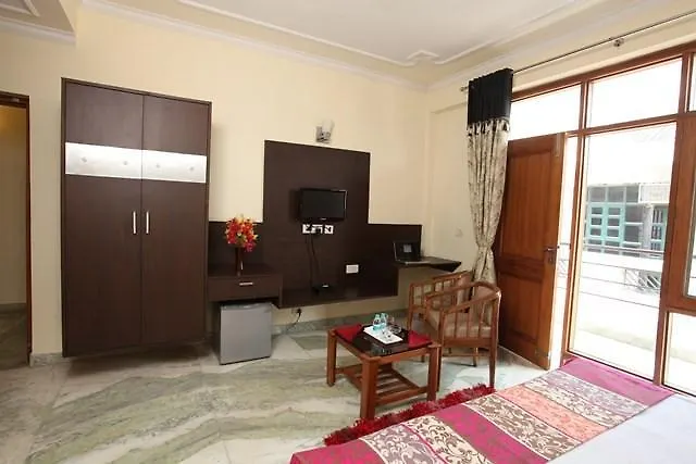 Le-Eden Bed & Breakfast Gurgaon