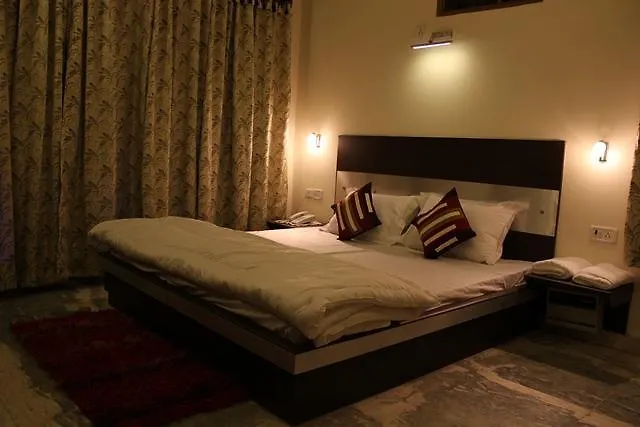 Le-Eden Bed & Breakfast Gurgaon 3*,